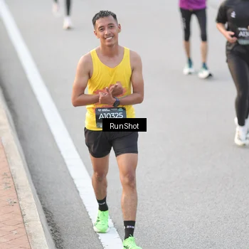 Runner Photo 6818199