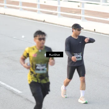 Runner Photo 6818201