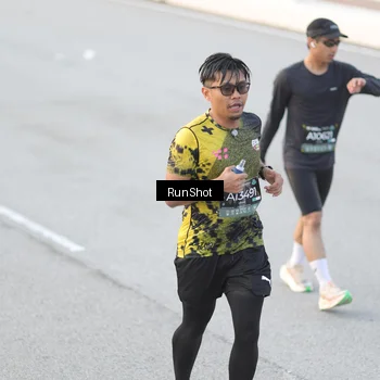 Runner Photo 6818207