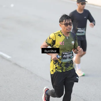 Runner Photo 6818210