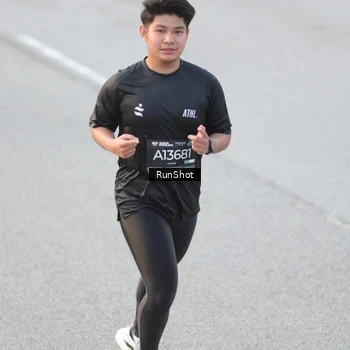 Runner Photo 6818215
