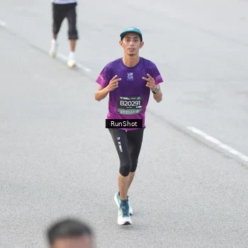 Runner Photo 6818225