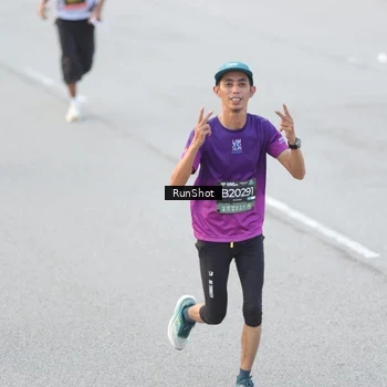 Runner Photo 6818230