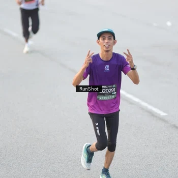 Runner Photo 6818231
