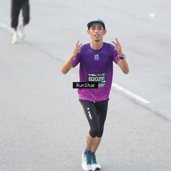 Runner Photo 6818232