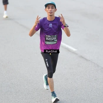 Runner Photo 6818235
