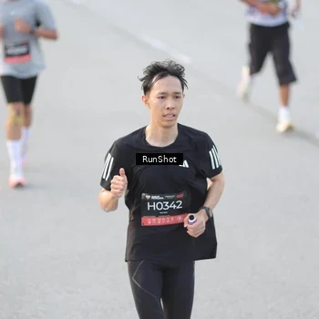 Runner Photo 6818242