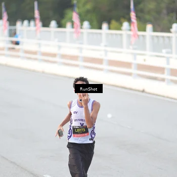 Runner Photo 6818255