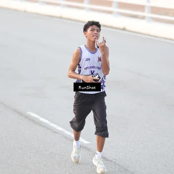Runner Photo 6818258