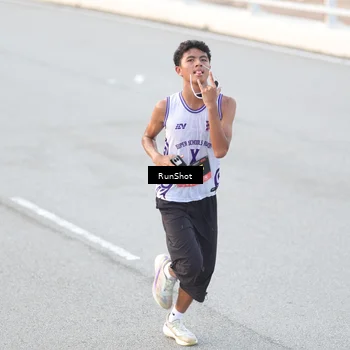 Runner Photo 6818264