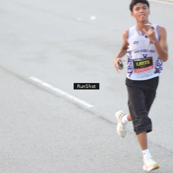Runner Photo 6818267