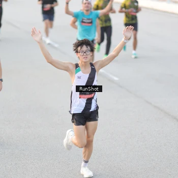 Runner Photo 6818276