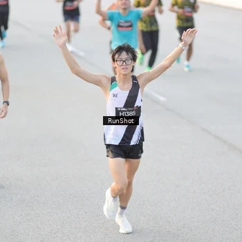 Runner Photo 6818281
