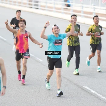 Runner Photo 6818289