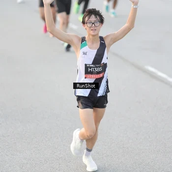 Runner Photo 6818294