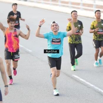 Runner Photo 6818299