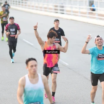 Runner Photo 6818302