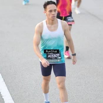 Runner Photo 6818309