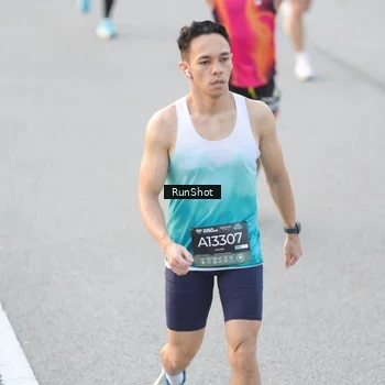 Runner Photo 6818310