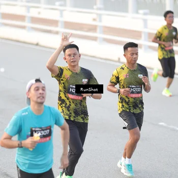 Runner Photo 6818320
