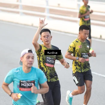 Runner Photo 6818321