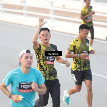 Runner Photo 6818322