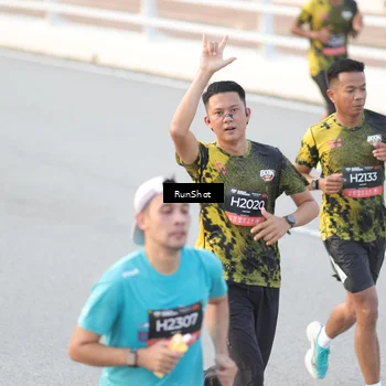 Runner Photo 6818323