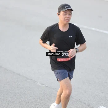 Runner Photo 6818339
