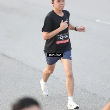 Runner Photo 6818341