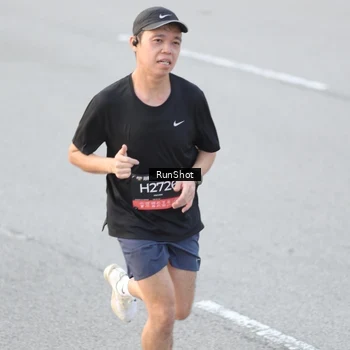 Runner Photo 6818342