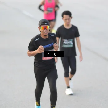 Runner Photo 6818375