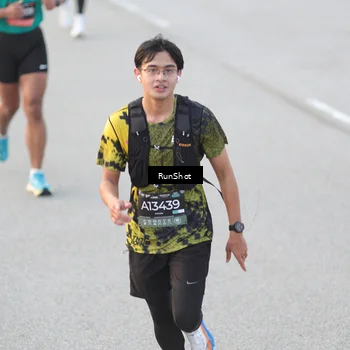 Runner Photo 6818408