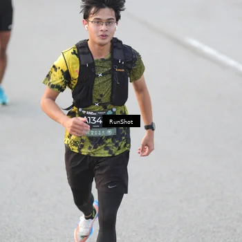 Runner Photo 6818413