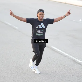Runner Photo 6818437