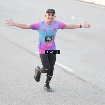 Runner Photo 6818452