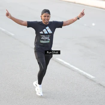 Runner Photo 6818457