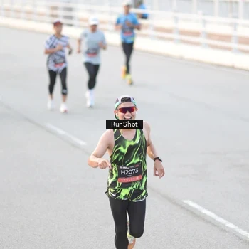 Runner Photo 6818465