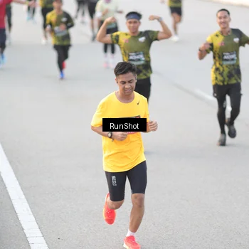 Runner Photo 6818489