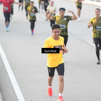 Runner Photo 6818492