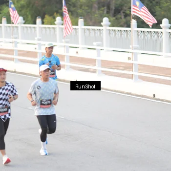 Runner Photo 6818497