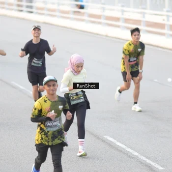 Runner Photo 6818519