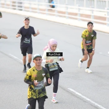 Runner Photo 6818522