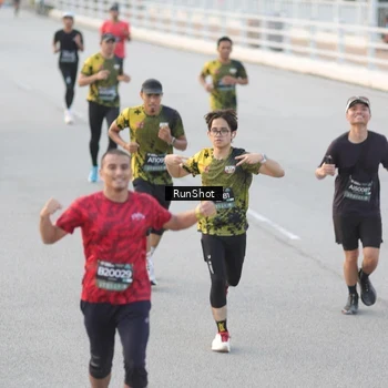 Runner Photo 6818527
