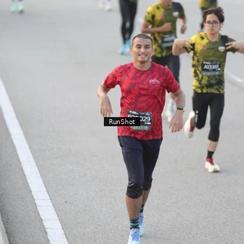 Runner Photo 6818529