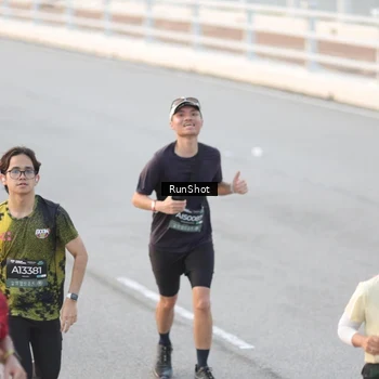 Runner Photo 6818540