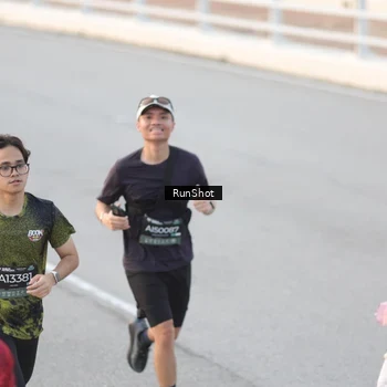 Runner Photo 6818547