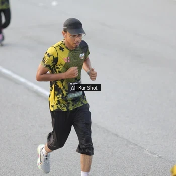 Runner Photo 6818565