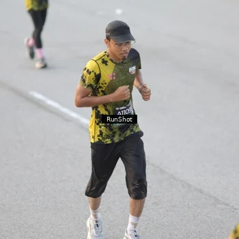 Runner Photo 6818573
