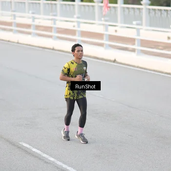 Runner Photo 6818578