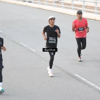 Runner Photo 6818600
